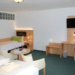 Landgasthof Goldener Pflug 호텔