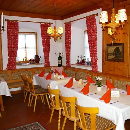 Landgasthof Goldener Pflug 3* Frasdorf