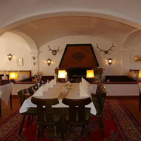 فندق Landgasthof Goldener Pflug فراسدورف