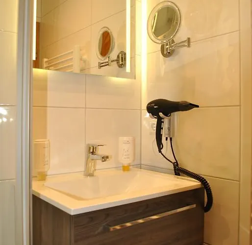 Landgasthof Goldener Pflug Szálloda 3*